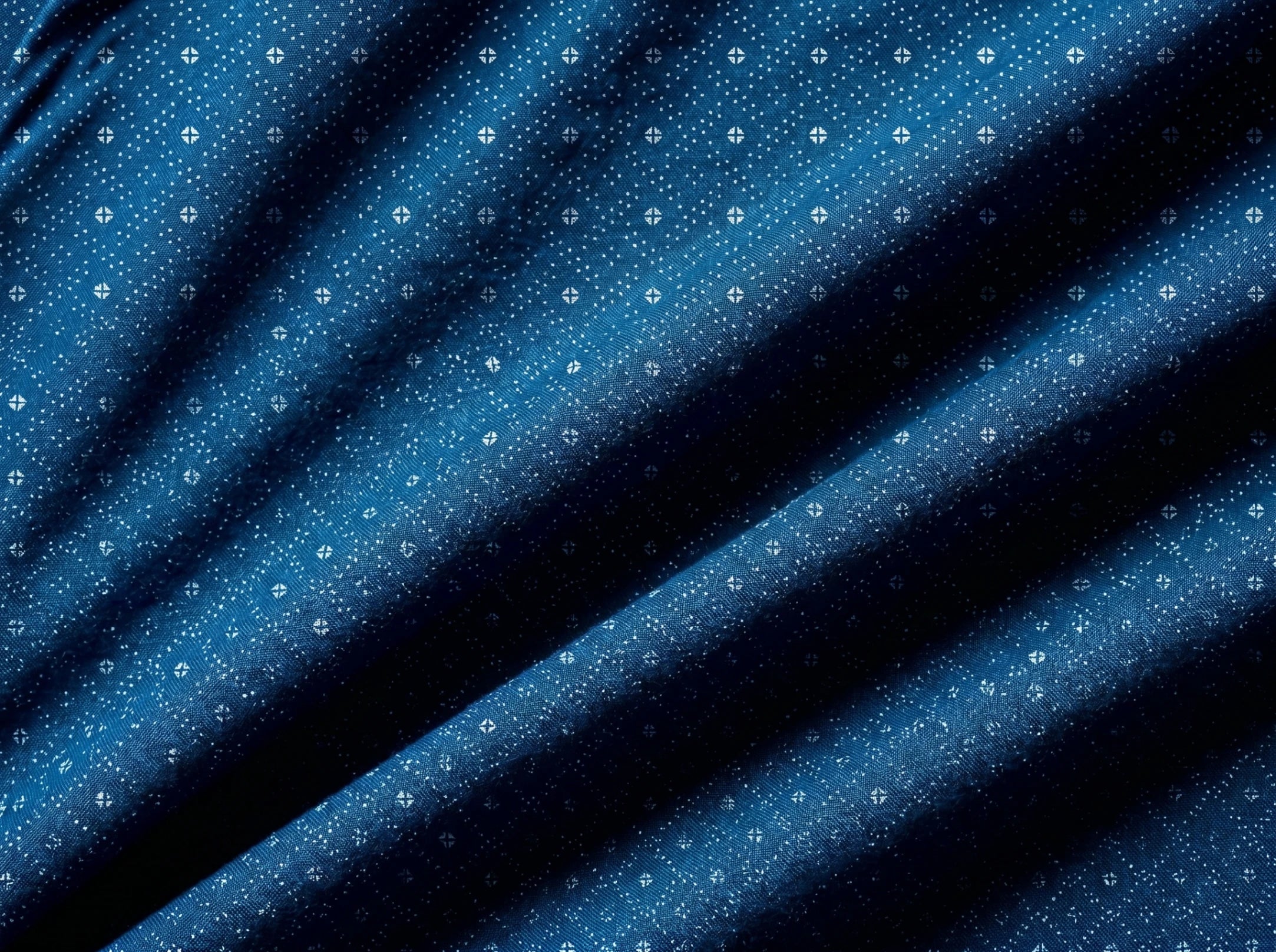 Indigo Crest Diamond