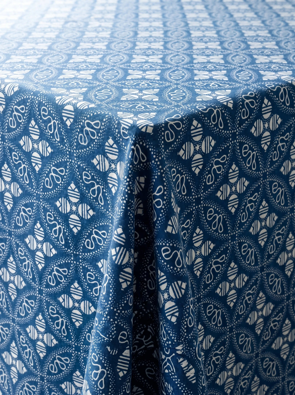 Indigo Crest Filigree
