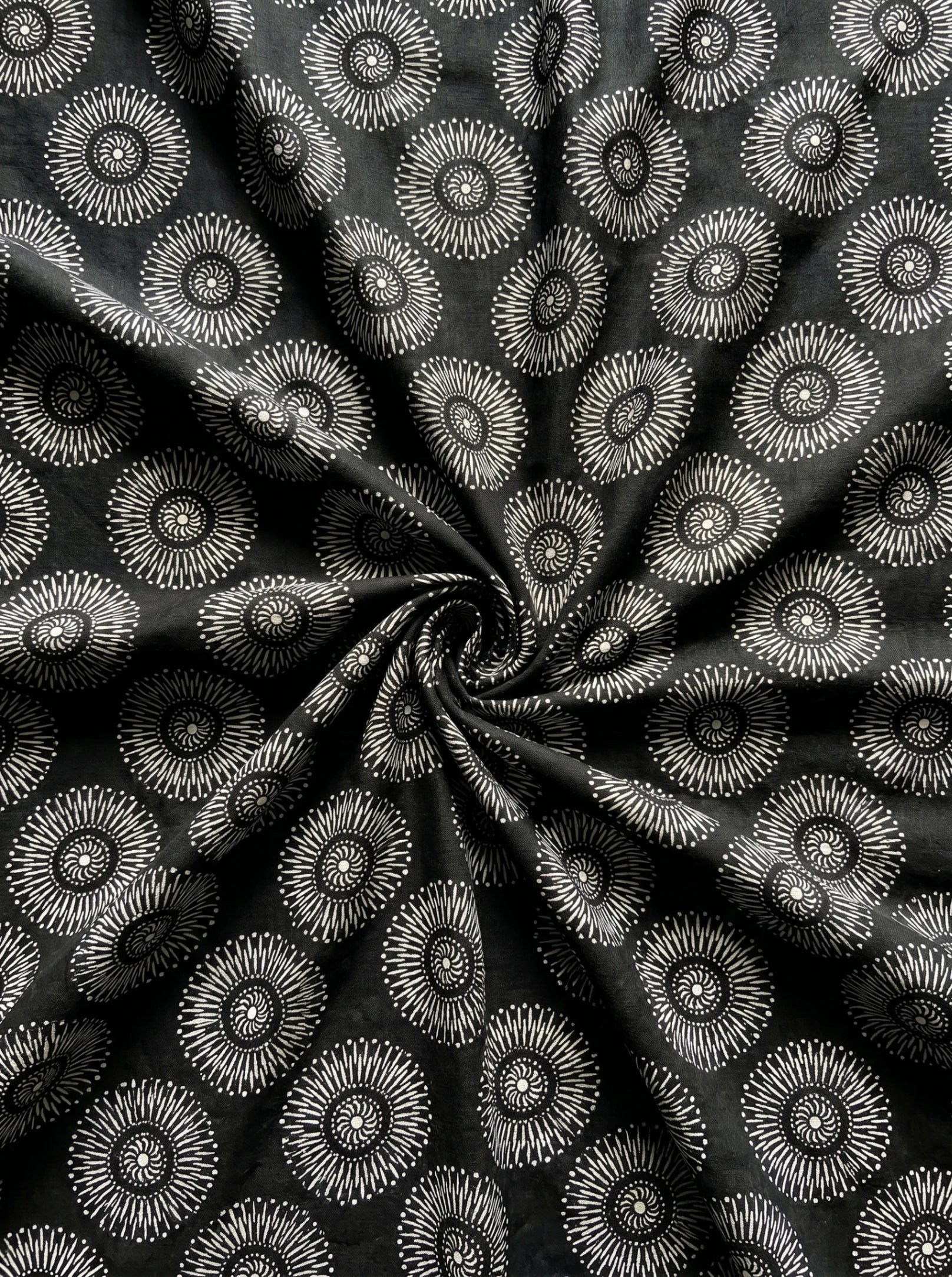 Onyx Eclipse Spiral Sun