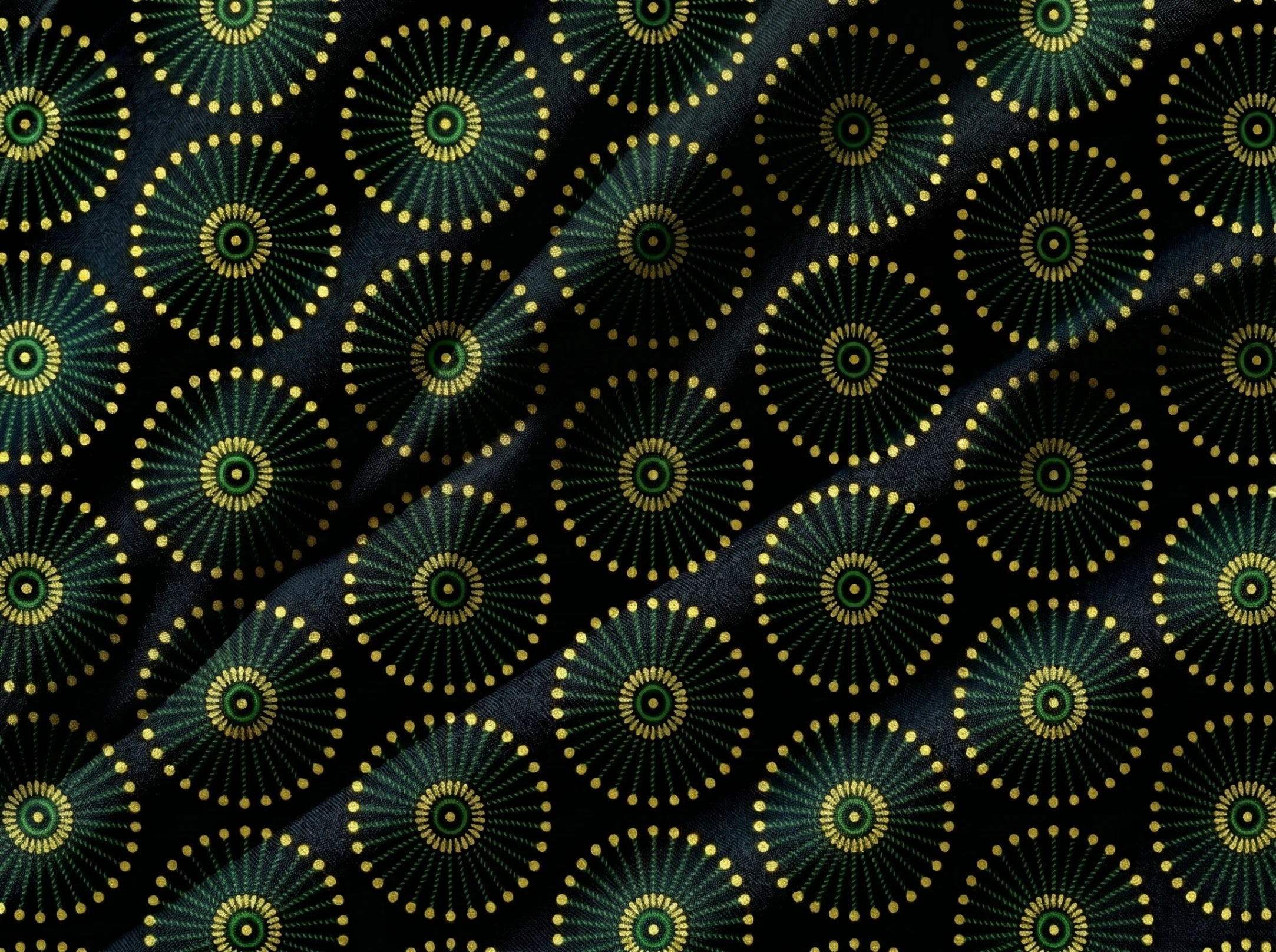 Onyx Emerald Sun Wheel